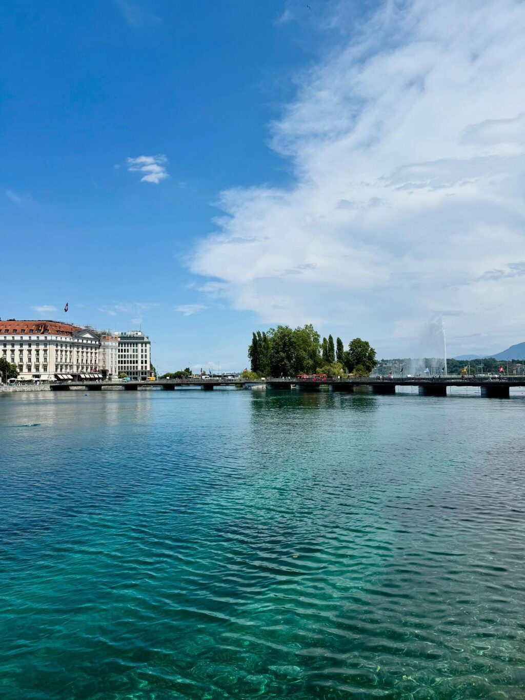 Geneva in a heartbeat 🩵