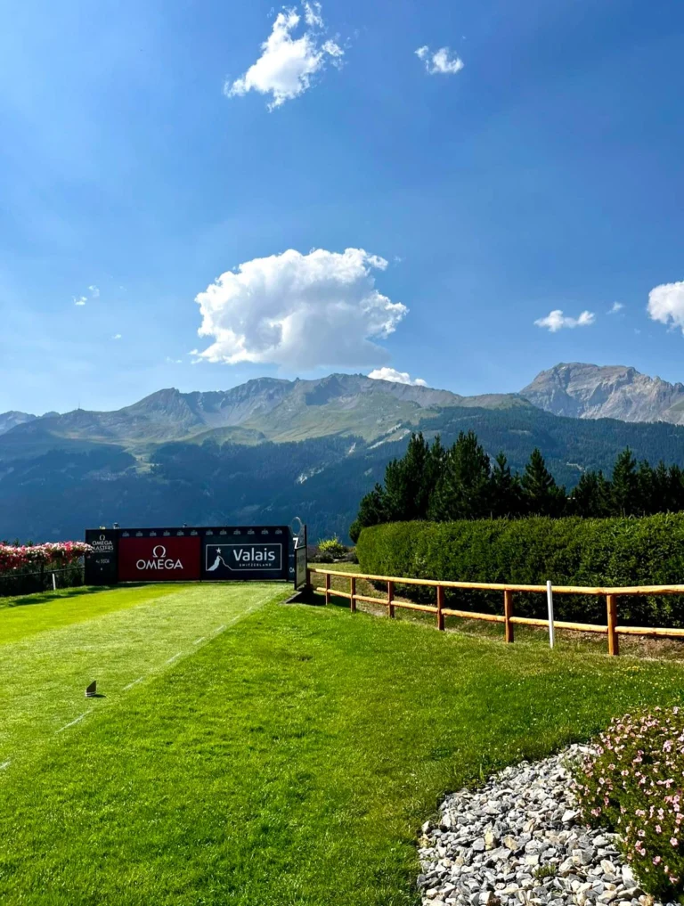 Golfing with a View? Crans-Montana always delivers ⛳️🏌🏻⛰️☀️