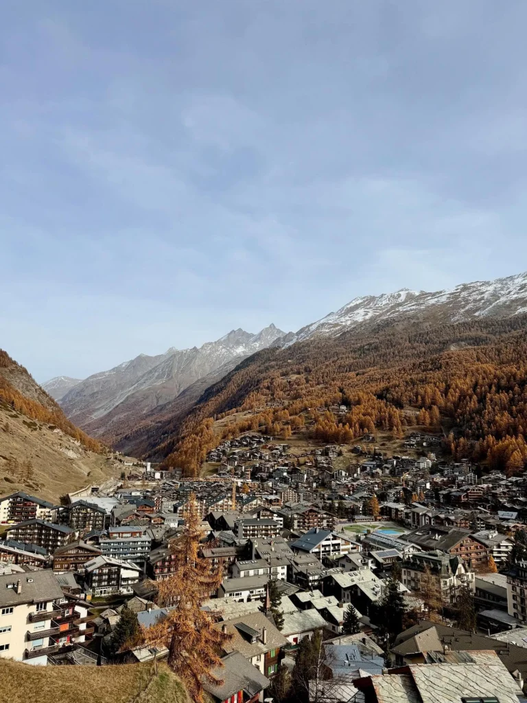 Zermatt is warming up for a cosy festive season 💝⛷️🎄✨